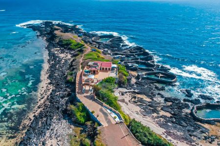 PHÚ QUÝ KHÔNG ỒN ÀO NHƯNG ĐỦ ĐỂ NHỚ RẤT LÂU